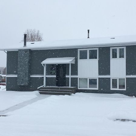 Polar Nights Bed and Breakfast Yellowknife Zewnętrze zdjęcie